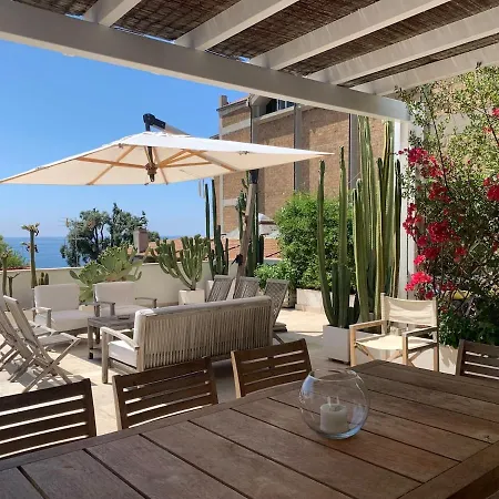 Hébergement de vacances Comfortable And Amusing House *